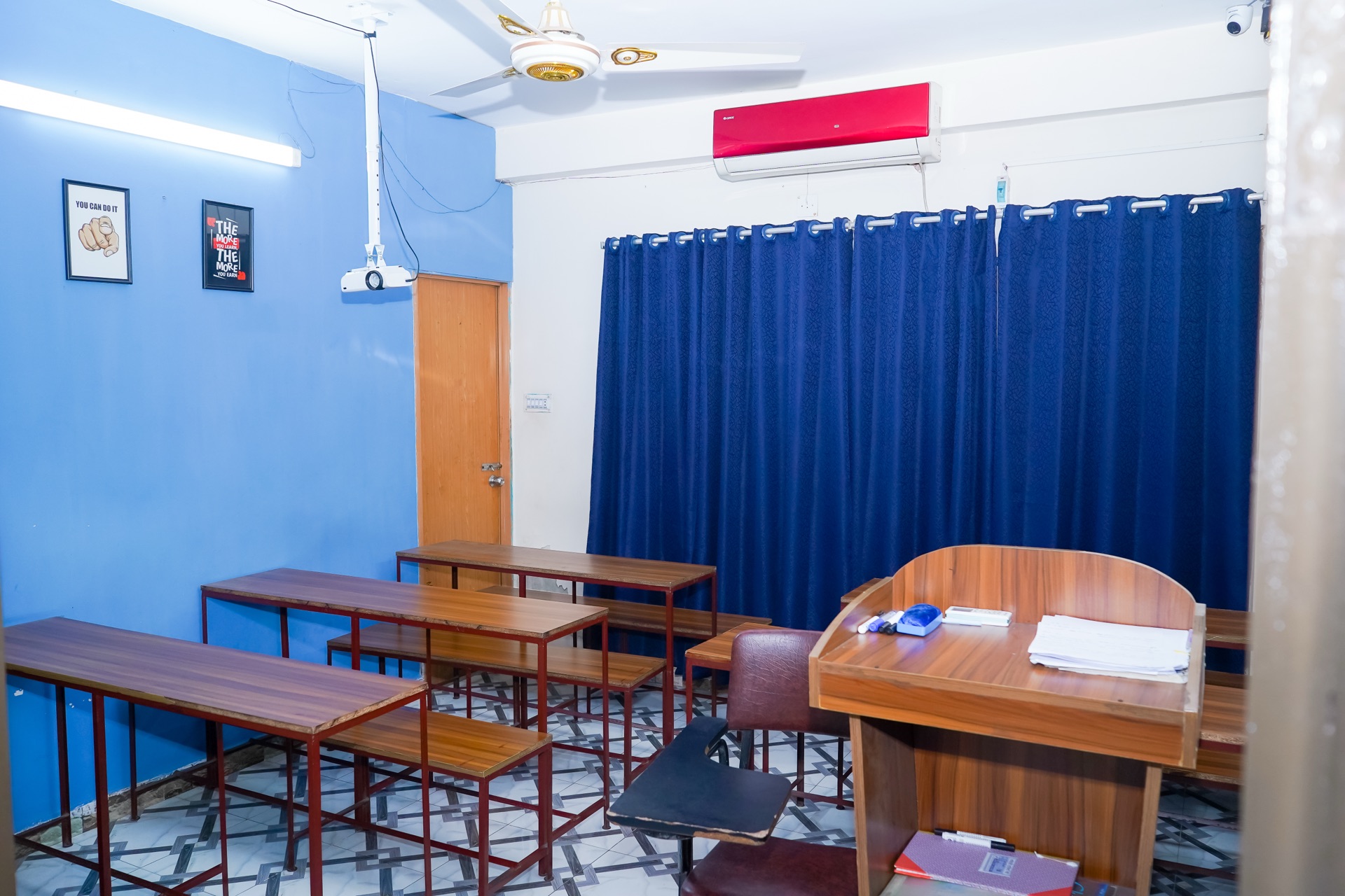 Classroom photo 5