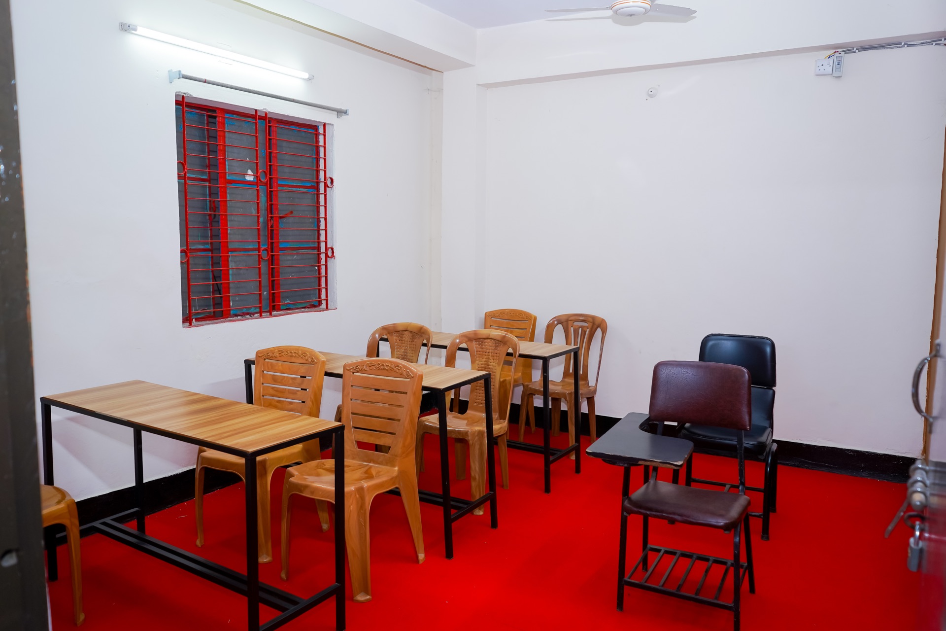 Classroom photo 7